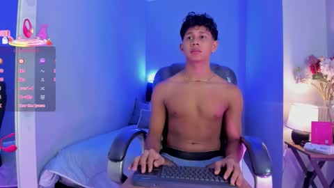 dawn_16 online show from December 2025 10:48:02 PM