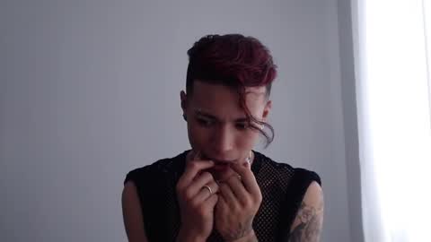 Snapshot of daxonreyy_ chatting on November 2025 06:07:02 PM Daxon online show from November 2025 06:07:02 PM