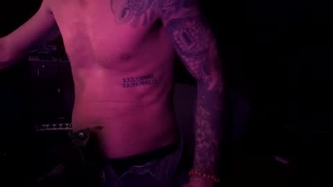 Snapshot of day__tripper chatting on October 2025 07:39:01 AM day tripper online show from October 2025 07:39:01 AM