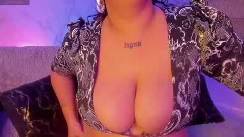 Snapshot of dayan_silva_ chatting on April 2026 12:56:01 AM DAYAN online show from April 2026 12:56:01 AM