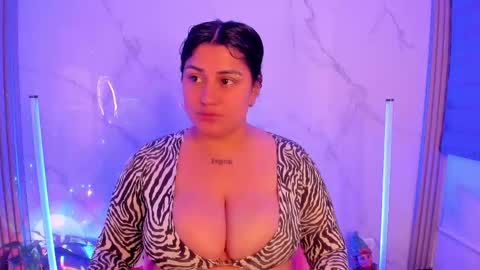 Snapshot of dayan_silva_ chatting on May 2026 02:05:02 AM DAYAN online show from May 2026 02:05:02 AM