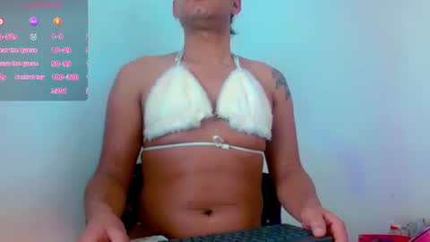 Snapshot of dayana_dias chatting on June 2026 10:25:01 AM dayana_dias online show from June 2026 10:25:01 AM