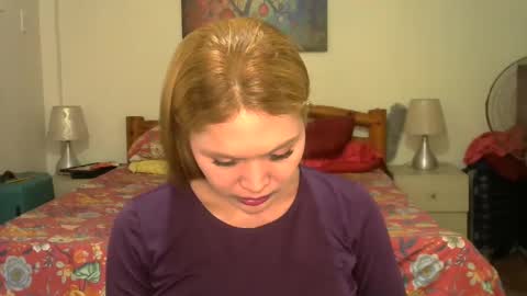 Snapshot of dayanasangre chatting on December 2024 12:40:02 PM Dayana Cristal online show from December 2024 12:40:02 PM