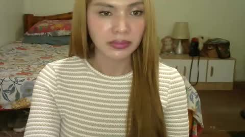 Snapshot of dayanasangre chatting on February 2025 02:15:01 AM Dayana Cristal online show from February 2025 02:15:01 AM