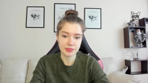 dazdrasmigdasue online show from January 2025 08:22:01 AM