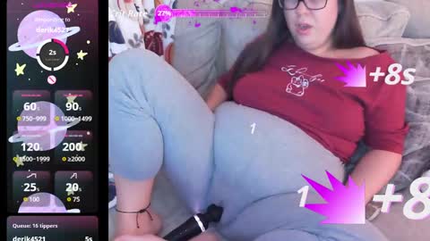 Snapshot of dazeddesty_ chatting on September 2025 08:22:01 PM Dazeddesty online show from September 2025 08:22:01 PM