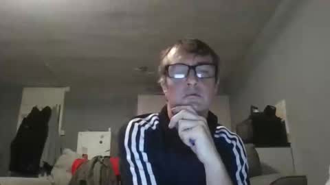 Dazzill online show from November 2025 09:59:02 PM