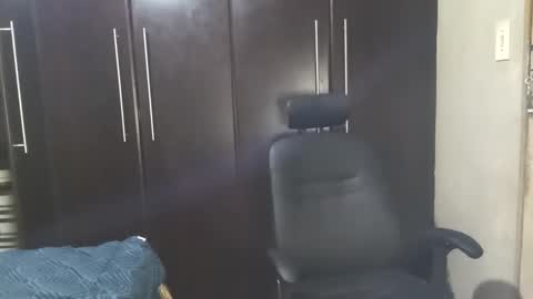 Snapshot of dbnpoizn chatting on January 2025 10:21:01 PM dbnpoizn online show from January 2025 10:21:01 PM