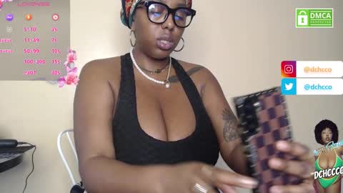 Snapshot of dchcco chatting on January 2025 04:28:02 PM Duchess Coco - Coco Puffs online show from January 2025 04:28:02 PM