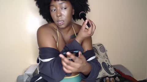 Snapshot of dchcco chatting on January 2025 12:57:02 AM Duchess Coco - Coco Puffs online show from January 2025 12:57:02 AM