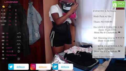 Snapshot of dchcco chatting on October 2025 05:56:01 PM Duchess Coco - Coco Puffs online show from October 2025 05:56:01 PM