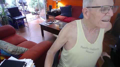 Snapshot of ddaldd chatting on February 2026 09:27:02 PM NOLADon online show from February 2026 09:27:02 PM