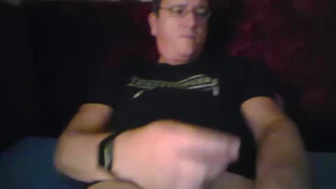 Play with me while I watch you german handsome squirtlover love small girls small tits big clit cut c2c shaved online show from April 2026 06:10:01 PM