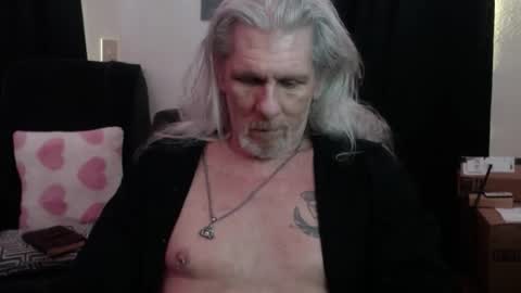 deaconoddeye online show from December 2025 08:02:01 PM