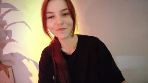 Snapshot of dead_girll chatting on April 2026 11:14:02 PM freak online show from April 2026 11:14:02 PM