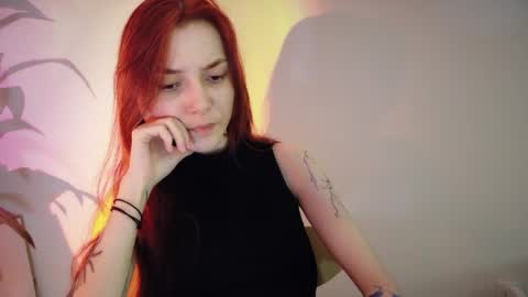 Snapshot of dead_girll chatting on April 2026 12:06:01 AM freak online show from April 2026 12:06:01 AM