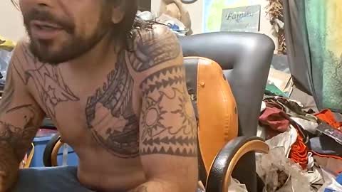 deadbirdink8o8 online show from April 2026 09:32:02 AM