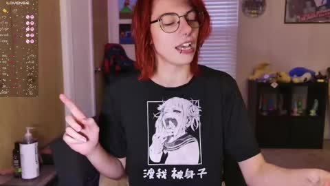 Snapshot of deadratsoup chatting on October 2025 03:47:02 PM Rat online show from October 2025 03:47:02 PM