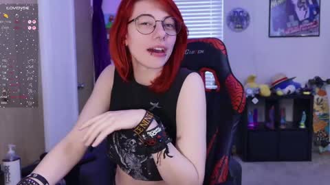 Snapshot of deadratsoup chatting on April 2026 03:23:01 PM Rat online show from April 2026 03:23:01 PM