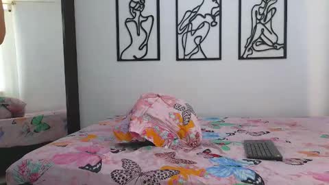 Snapshot of deam_broowm chatting on February 2025 08:36:01 PM Andres online show from February 2025 08:36:01 PM