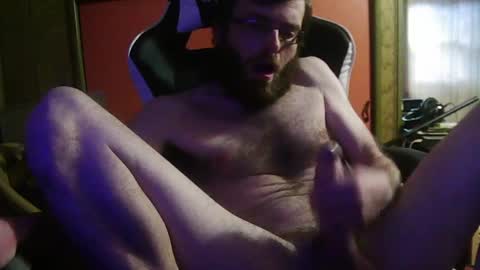 Snapshot of deandickshire chatting on December 2024 08:10:02 PM Dean Dickshire online show from December 2024 08:10:02 PM