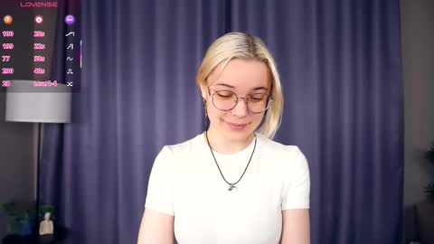 Charlie 18yo online show from December 2025 05:39:02 AM