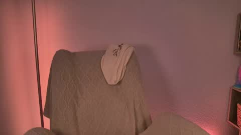 Snapshot of dearmoa chatting on May 2026 11:59:02 AM Moa . online show from May 2026 11:59:02 AM
