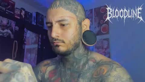    online show from November 2025 06:04:02 PM