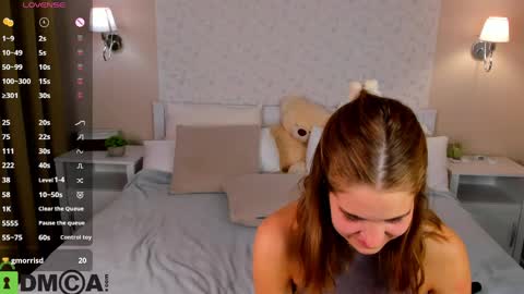 Jennifer online show from May 2026 11:45:02 PM
