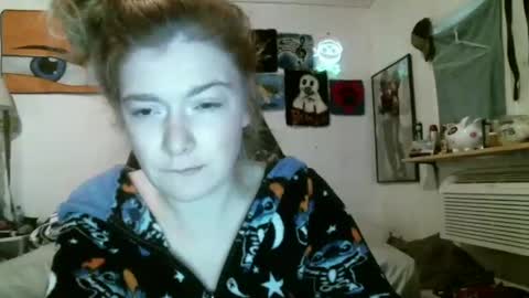 DEBBIE online show from November 2025 12:04:01 PM