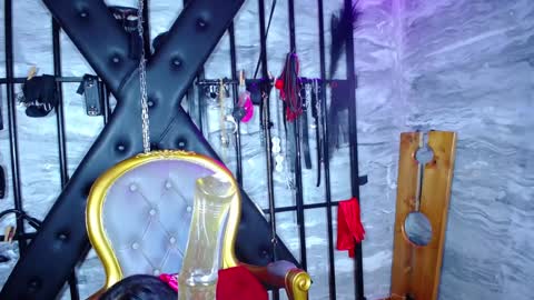 DEBORA online show from January 2025 05:31:01 PM