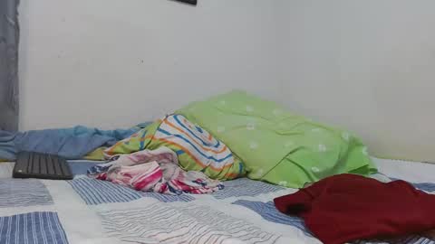 Snapshot of deconrios chatting on February 2025 04:06:01 AM Santiago online show from February 2025 04:06:01 AM