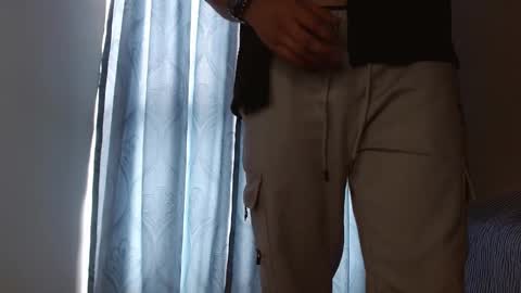 Snapshot of deconrios chatting on February 2025 04:44:01 PM Santiago online show from February 2025 04:44:01 PM