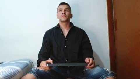 Snapshot of deconrios chatting on March 2025 02:46:02 AM Santiago online show from March 2025 02:46:02 AM