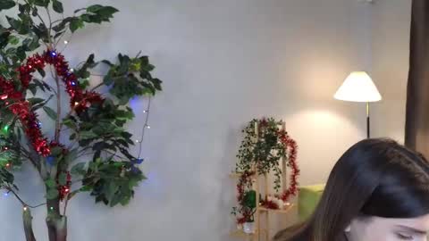 Lily online show from January 2026 07:12:01 AM