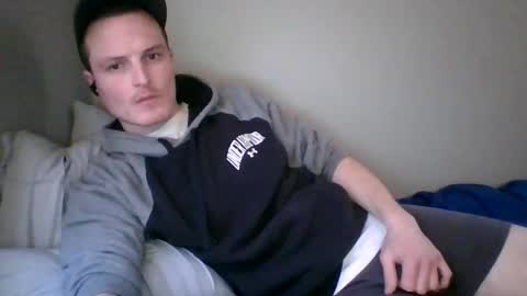 Snapshot of dee4dayz19 chatting on February 2025 03:08:01 PM Dee4dayz online show from February 2025 03:08:01 PM