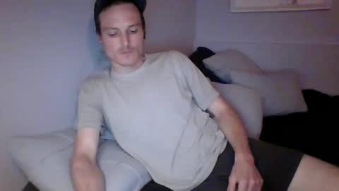 Snapshot of dee4dayz19 chatting on September 2025 06:25:02 AM Dee4dayz online show from September 2025 06:25:02 AM