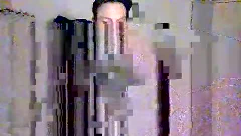 Snapshot of dee4dayz19 chatting on June 2026 03:43:02 AM Dee4dayz online show from June 2026 03:43:02 AM