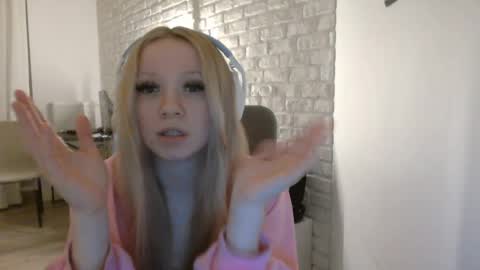 Amanda online show from May 2026 09:20:02 PM