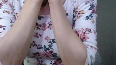 KamiDevi online show from October 2025 02:58:02 PM