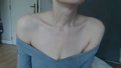 KamiDevi online show from October 2025 03:11:02 PM