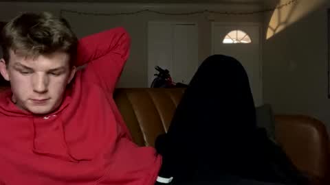 Snapshot of deeyungguy chatting on December 2024 06:31:01 PM more content and goodies online show from December 2024 06:31:01 PM