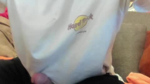 Snapshot of deeznutz343 chatting on April 2026 10:11:01 PM Deez Nutz online show from April 2026 10:11:01 PM