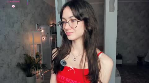 Amy online show from November 2025 07:46:02 PM