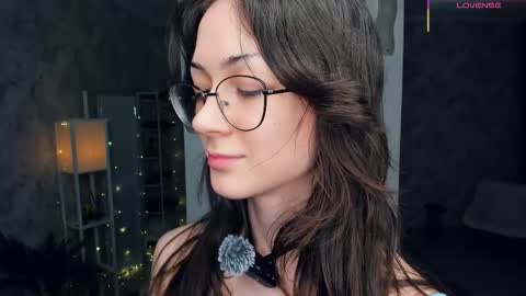 Amy online show from March 2026 08:33:01 PM