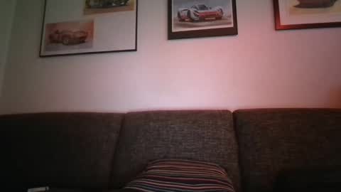 Snapshot of degrandis chatting on September 2025 04:17:01 PM Luka Magic online show from September 2025 04:17:01 PM