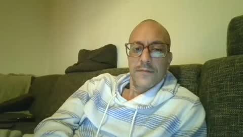 Snapshot of degrandis chatting on October 2025 04:35:02 PM Luka Magic online show from October 2025 04:35:02 PM