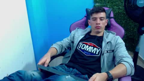 Snapshot of deiby_baby chatting on December 2024 01:07:01 AM DEIBY online show from December 2024 01:07:01 AM