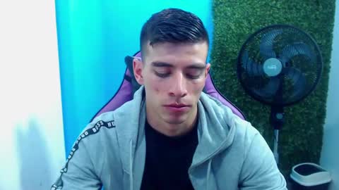 Snapshot of deiby_baby chatting on December 2024 06:35:01 AM DEIBY online show from December 2024 06:35:01 AM