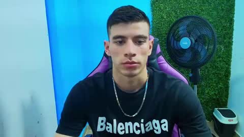 Snapshot of deiby_baby chatting on January 2025 01:36:02 AM DEIBY online show from January 2025 01:36:02 AM